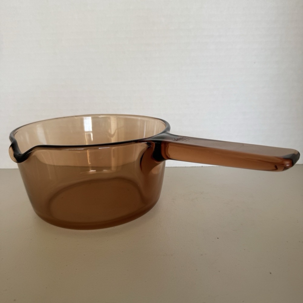 Visions Corning Sauce Pot 1L Brown Glass with Pour Spout Vintage USA